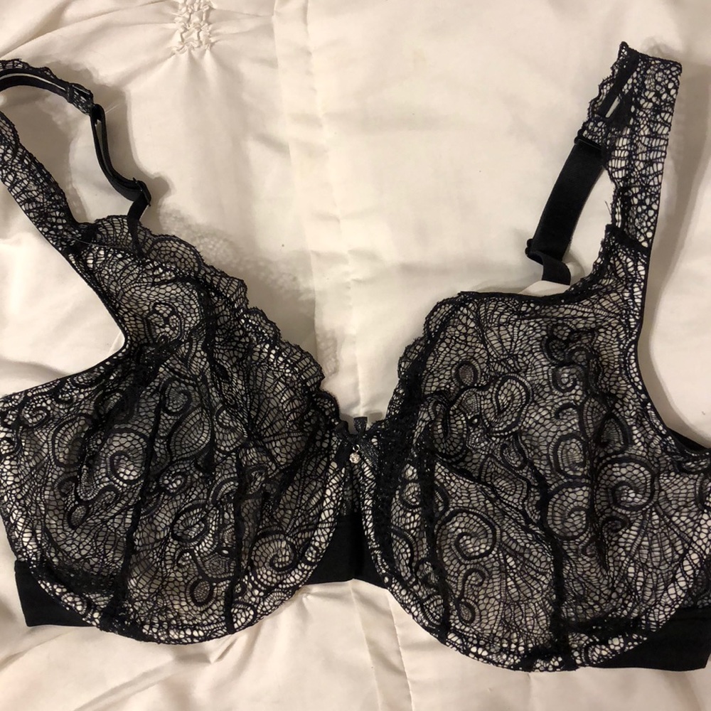 36DDD lace overlay bra